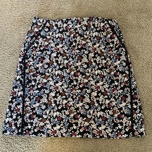Loft Skirt with pockets!
